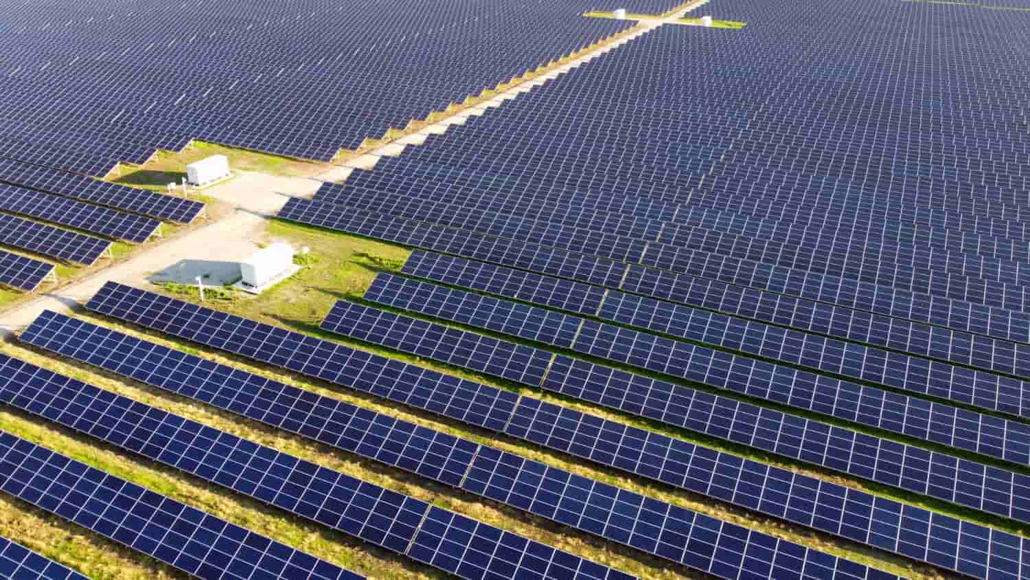 Hito de inversión en energía solar supera a la industria petrolera